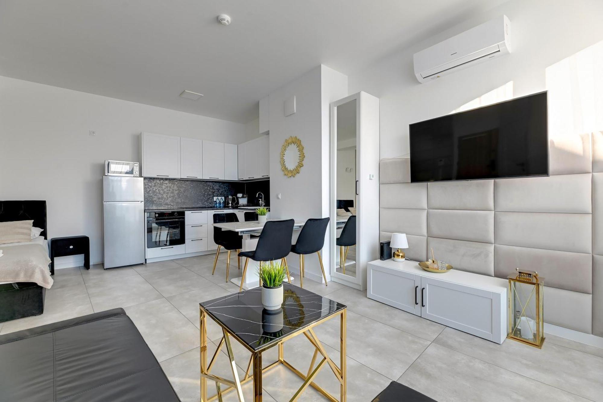 Granaria Prime Location By The River Leilighet *