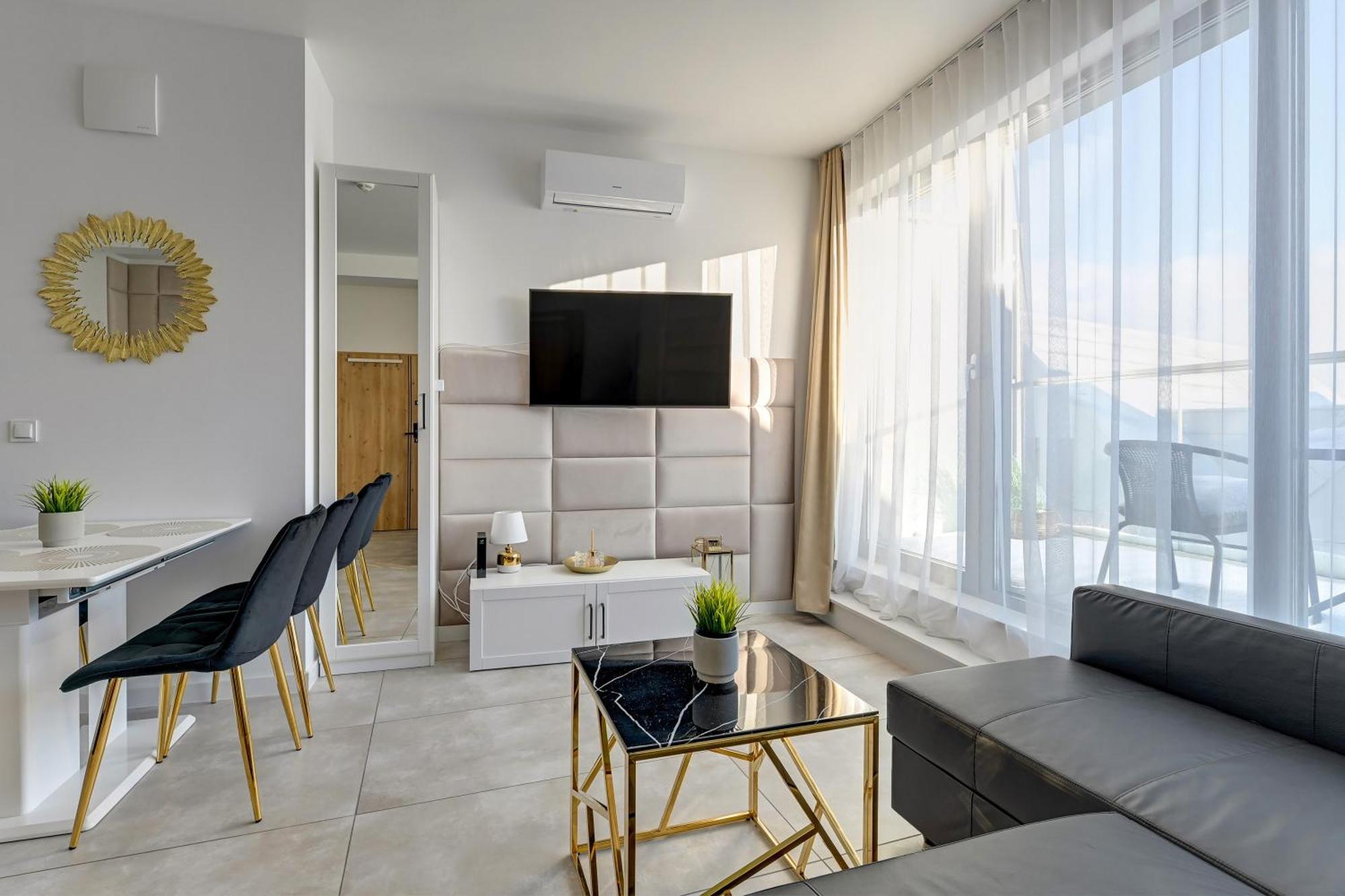 Granaria Prime Location By The River * Gdańsk